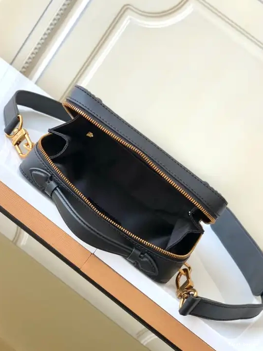 First bag ru SOFT MINI LOUIS VUITTON TRUNK 0627